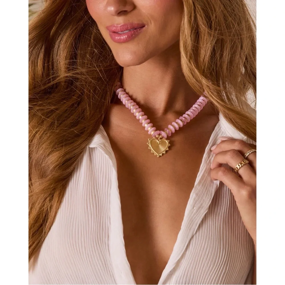 Pink/Gold Beaded Heart Necklace - Picture 5 of 5